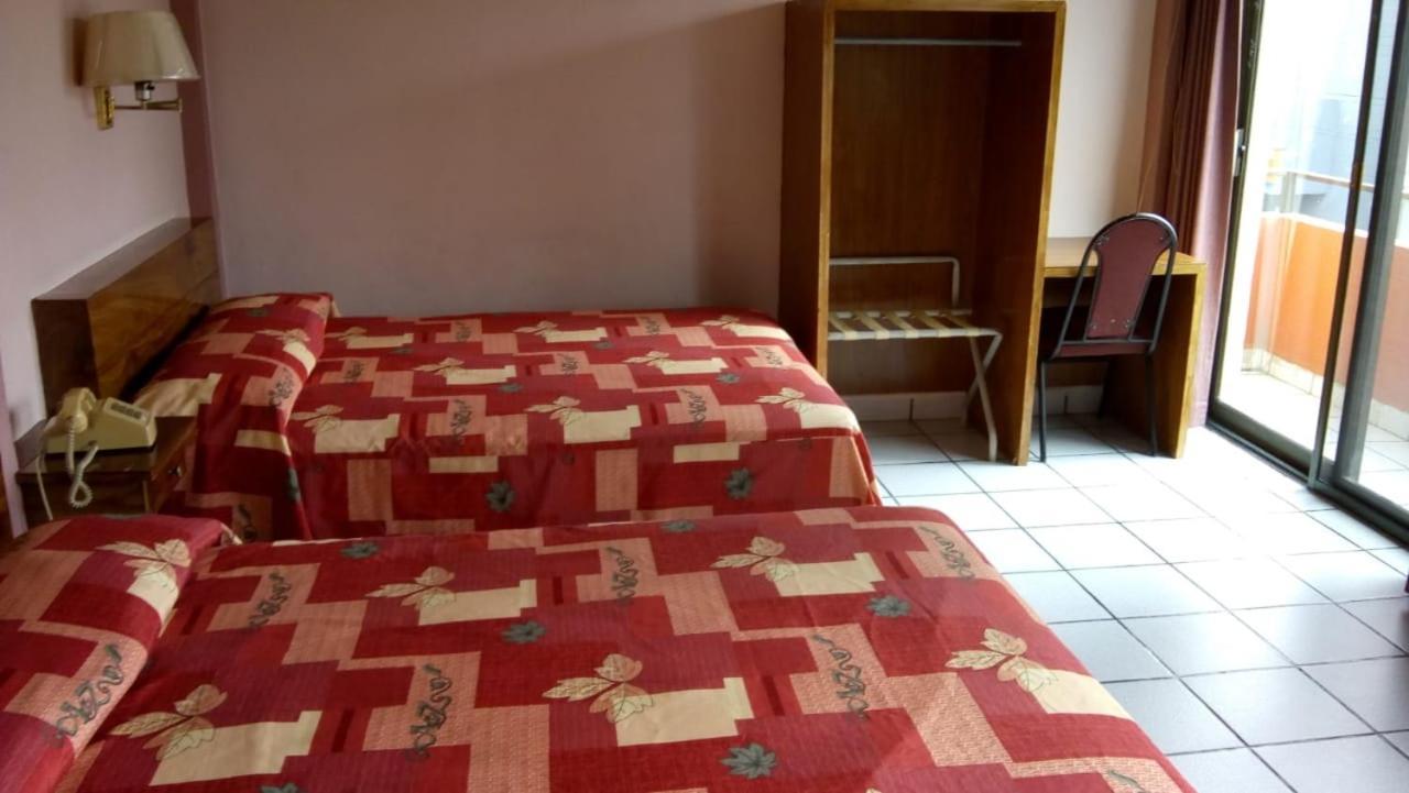 Hotel Palencia Гутьеррес-Самора Экстерьер фото